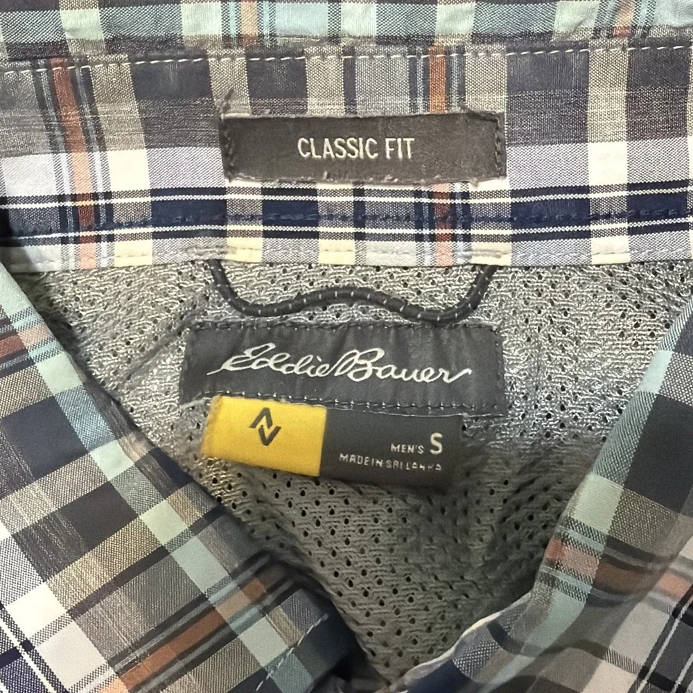 Eddie Bauer Mens Small Travex Button Shirt Classic Fit Outdoors Hiking Camp